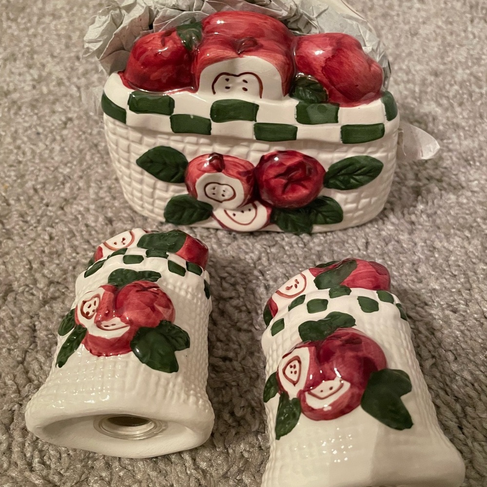 Apple Themed Ceramic Salt and Pepper Shakers with napkin holder